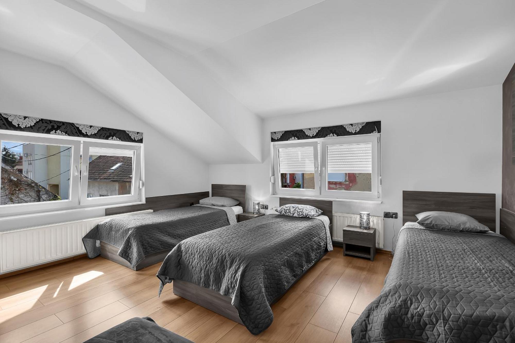 Dormir Apartments Zagabria Esterno foto